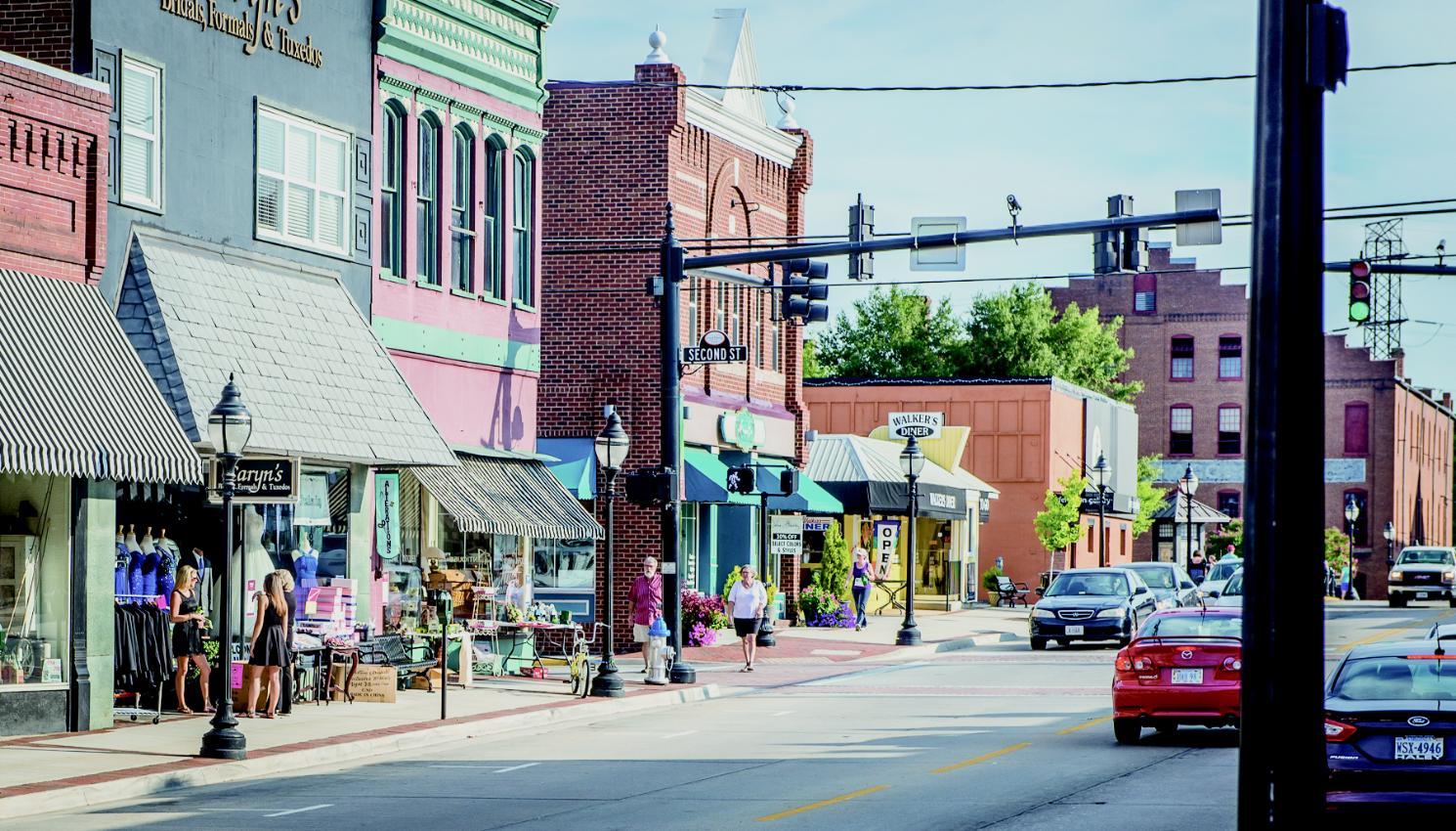 A brewery, a coffee shop, a new location for Longwood’s bookstore and a loft apartment complex are among the developments that plan to open in Farmville in 2017.